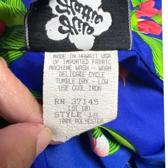 Vintage Hilo Hattie Mens Hawaiian Button Up Shirt Blue Colorful Floral Sz Large - Picture 5 of 5